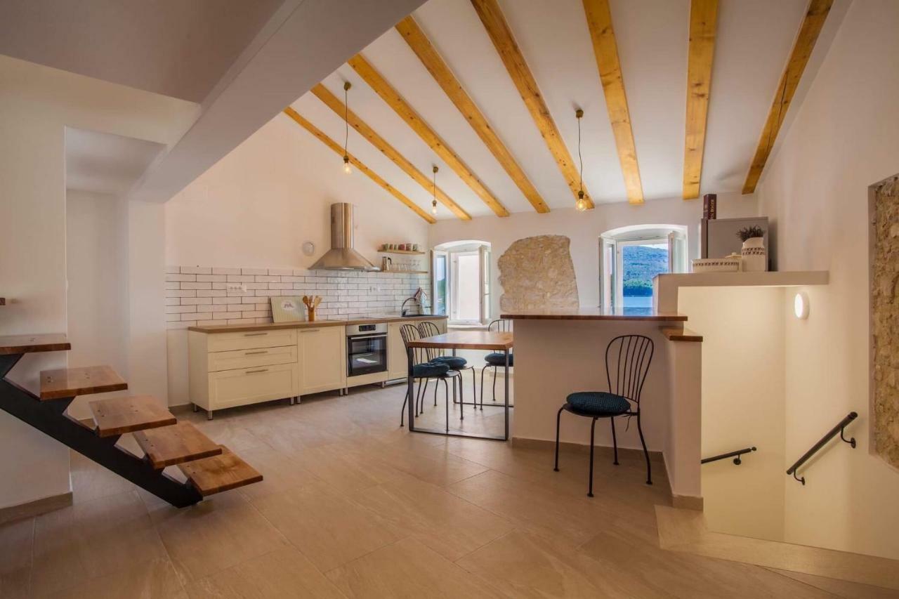 Apartmani Kraj Mora Cres Εξωτερικό φωτογραφία