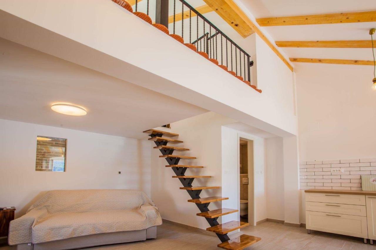 Apartmani Kraj Mora Cres Εξωτερικό φωτογραφία